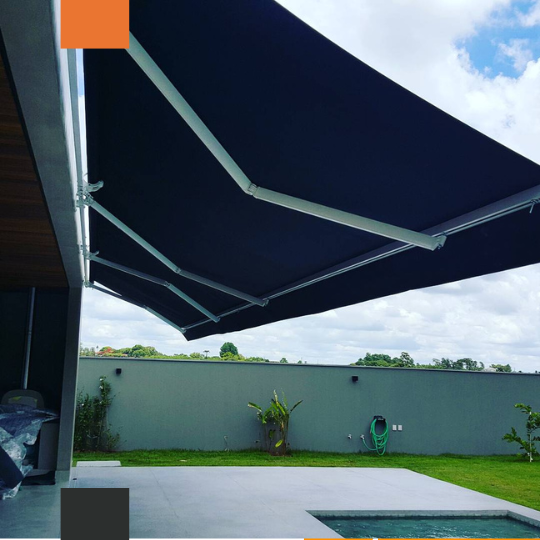 Toldo Articulado na zona leste Toldo Articulado na zona leste